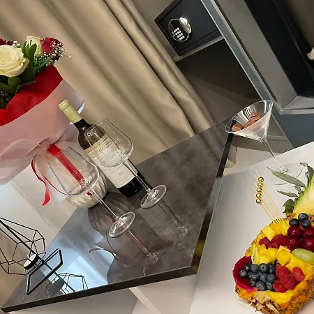 Aparthotel Luxsuites 4*