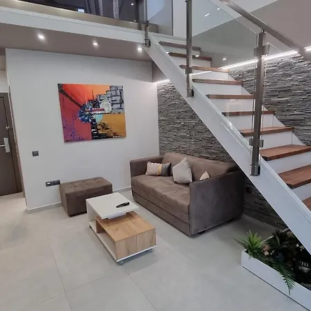 Luxsuites Aparthotel Ofrínion