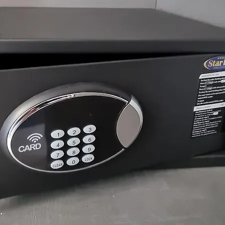 Luxsuites Aparthotel