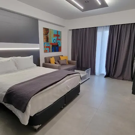 Luxsuites 4* Ofrínion