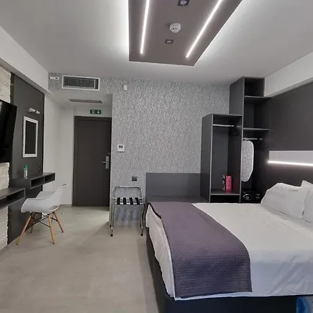 Luxsuites 4* Ofrínion