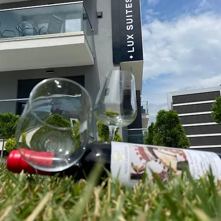 Aparthotel Luxsuites