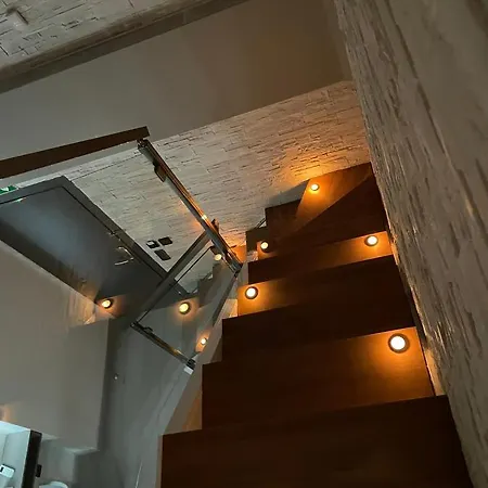 Luxsuites 4* Ofrínion