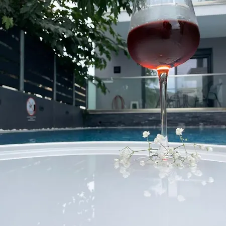 Aparthotel Luxsuites