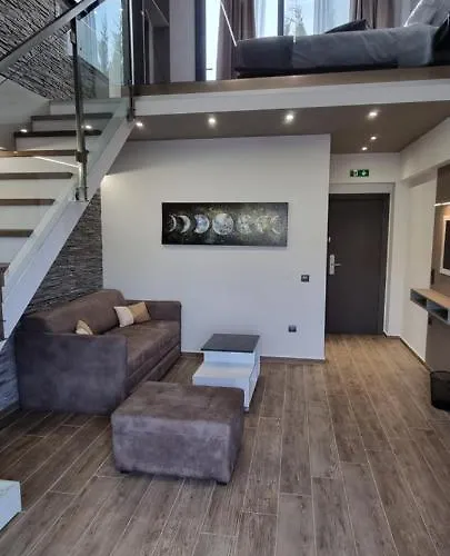 Luxsuites 公寓式酒店 4*