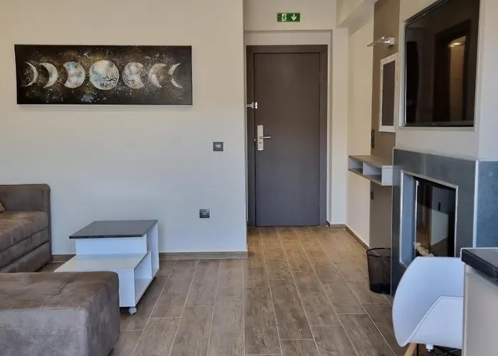 Luxsuites 公寓式酒店 4*