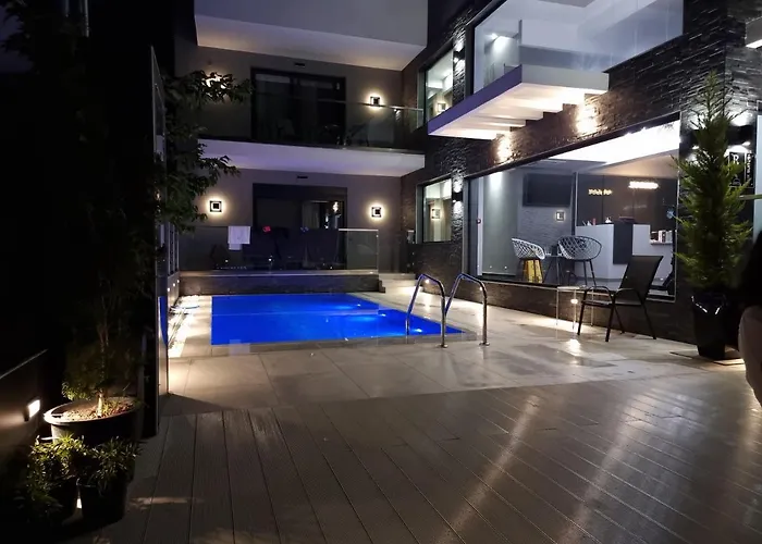 公寓式酒店 Luxsuites Ofrínion