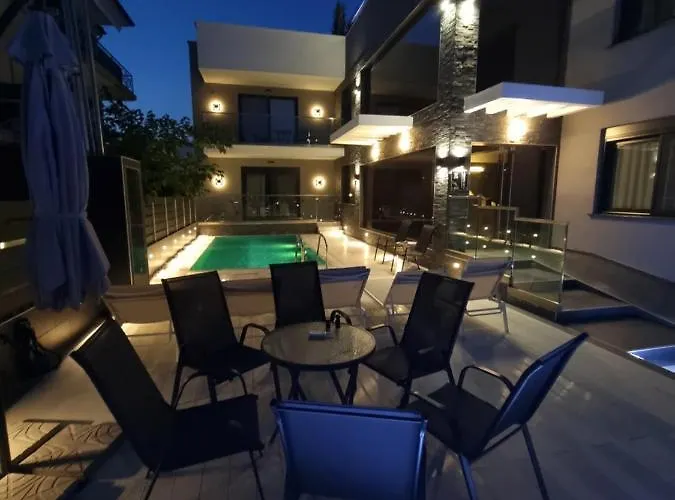 Luxsuites 公寓式酒店 Ofrínion