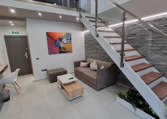 Luxsuites 公寓式酒店 Ofrínion