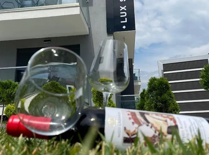 公寓式酒店 Luxsuites