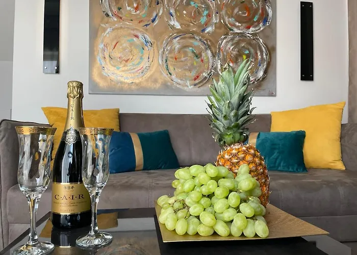 Luxsuites 公寓式酒店 Ofrínion